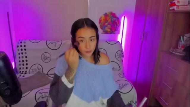 Image 3 of amara_cruz_ Stream on Chaturbate on 4 months ago