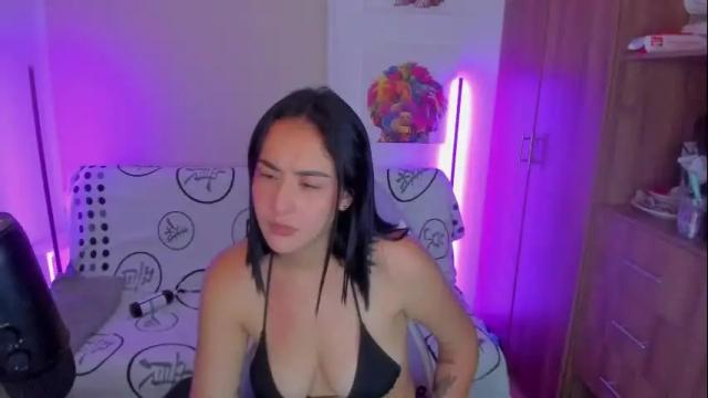 Image 8 of amara_cruz_ Stream on Chaturbate on 4 months ago
