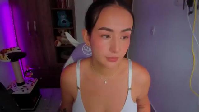 Image 2 of amara_cruz_ Stream on Chaturbate on 3 months ago
