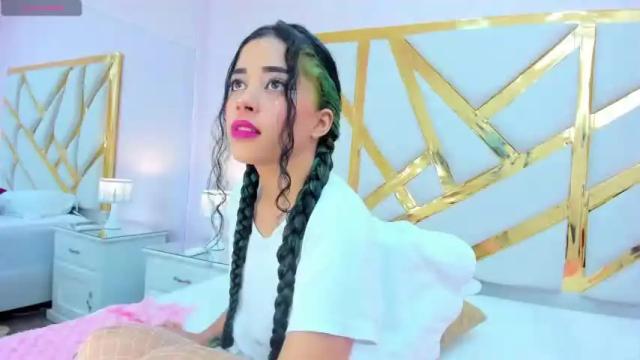 Image 8 of amara_grant Stream on Chaturbate on 13 months ago