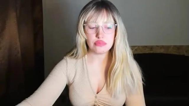 Image 2 of amara_maple Stream on Chaturbate on 18 months ago