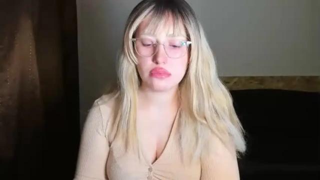 Image 8 of amara_maple Stream on Chaturbate on 18 months ago