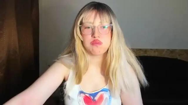 Image 8 of amara_maple Stream on Chaturbate on 18 months ago