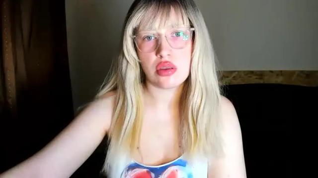 Image 7 of amara_maple Stream on Chaturbate on 15 months ago