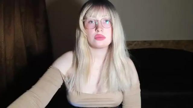Image 6 of amara_maple Stream on Chaturbate on 15 months ago