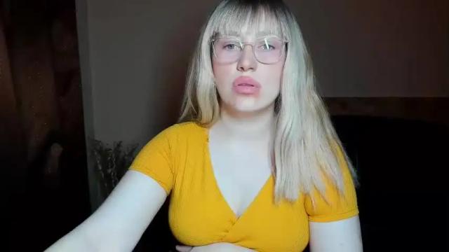 Image 12 of amara_maple Stream on Chaturbate on 15 months ago