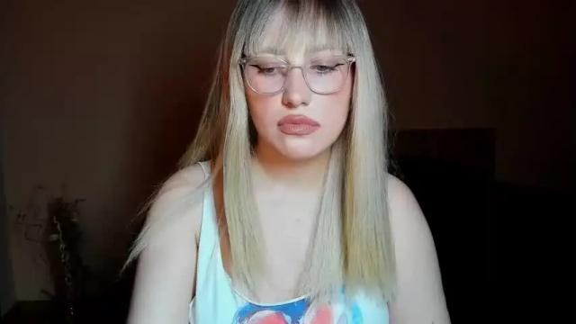 Image 11 of amara_maple Stream on Chaturbate on 16 months ago