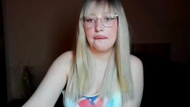 Image 6 of amara_maple Stream on Chaturbate on 16 months ago