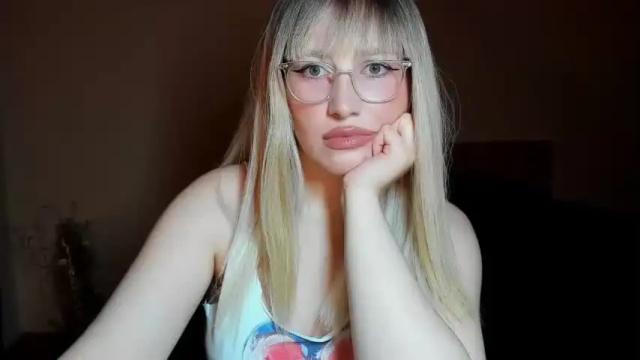 Image 8 of amara_maple Stream on Chaturbate on 16 months ago