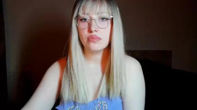 Image 3 of amara_maple Stream on Chaturbate on 13 months ago