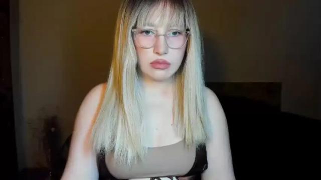 Image 8 of amara_maple Stream on Chaturbate on 13 months ago