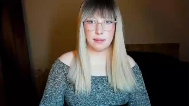 Image 3 of amara_maple Stream on Chaturbate on 12 months ago