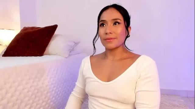 Image 12 of amaraht_ Stream on Chaturbate on 22 days ago