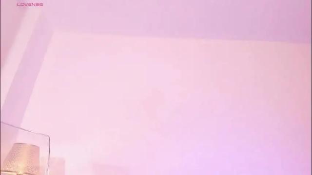 Image 6 of amaraht_ Stream on Chaturbate on 2 months ago