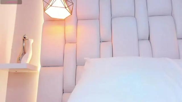 Image 10 of amaralopezx Stream on Chaturbate on 21 months ago