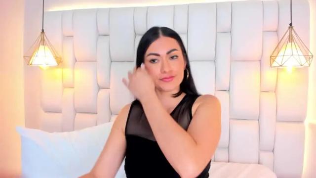 Image 8 of amaralopezx Stream on Chaturbate on 16 months ago