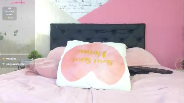 Image 7 of amaranta_rousse Stream on Chaturbate on 4 months ago