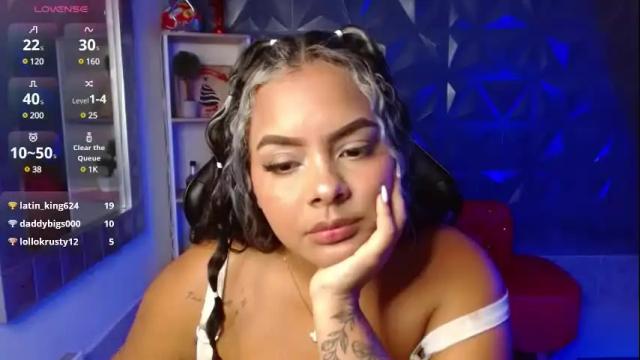 Image 3 of amaranta_rousse Stream on Chaturbate on 4 months ago