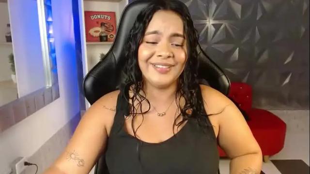 Image 4 of amaranta_rousse Stream on Chaturbate on 3 months ago