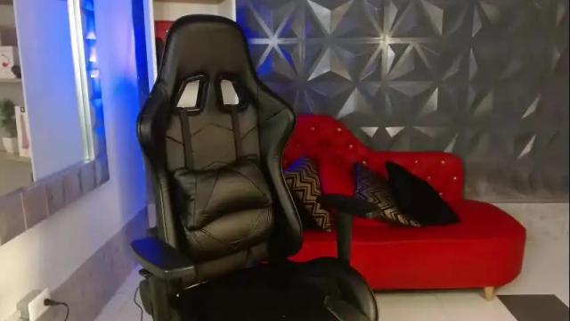 Image 6 of amaranta_rousse Stream on Chaturbate on 3 months ago