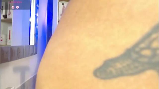 Image 11 of amaranta_rousse Stream on Chaturbate on 3 months ago