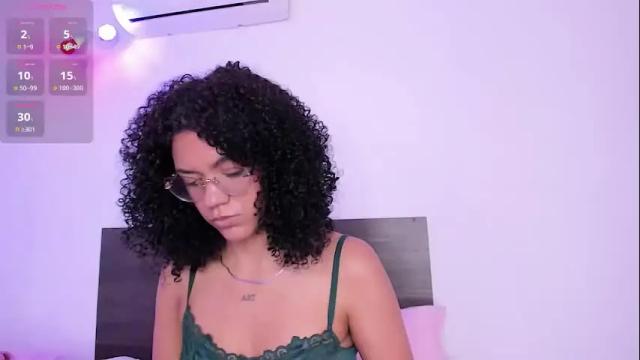 Image 12 of amarantafoxx_ Stream on Chaturbate on 23 days ago
