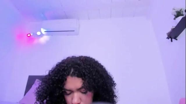 Image 10 of amarantafoxx_ Stream on Chaturbate on 12 days ago