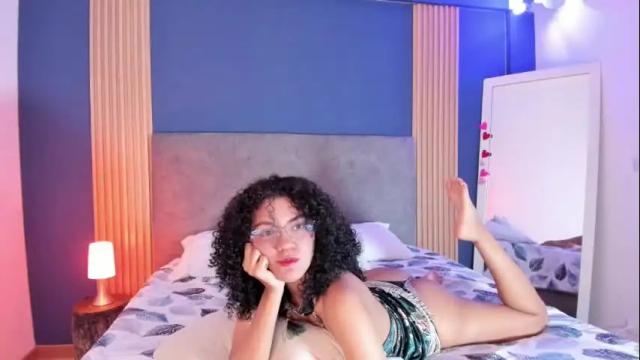 Image 8 of amarantafoxx_ Stream on Chaturbate on 7 months ago