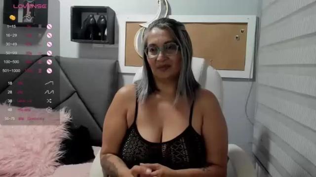Image 10 of amarantha_h Stream on Chaturbate on 19 months ago