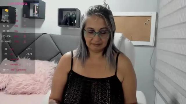 Image 2 of amarantha_h Stream on Chaturbate on 19 months ago