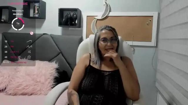 Image 4 of amarantha_h Stream on Chaturbate on 19 months ago