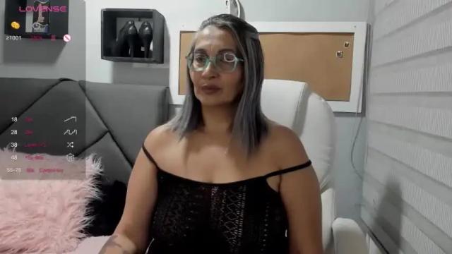 Image 7 of amarantha_h Stream on Chaturbate on 19 months ago