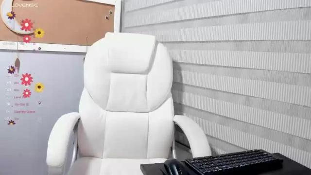 Image 6 of amarantha_h Stream on Chaturbate on 19 months ago