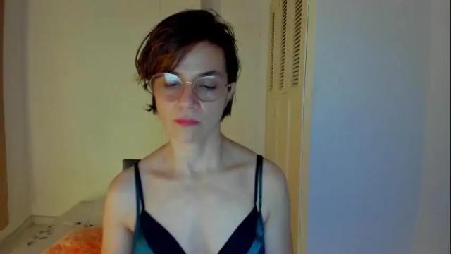 Image 4 of amaranthaajames Stream on Chaturbate on 9 days ago