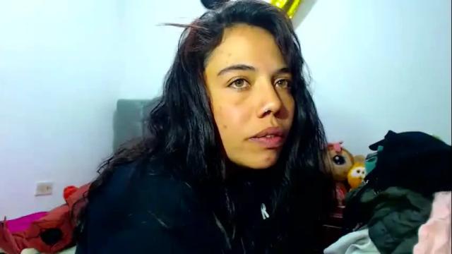 Image 2 of amararoberts08 Stream on Chaturbate on 2 months ago