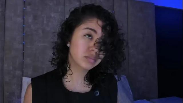 Image 2 of amarettho Stream on Chaturbate on 8 days ago