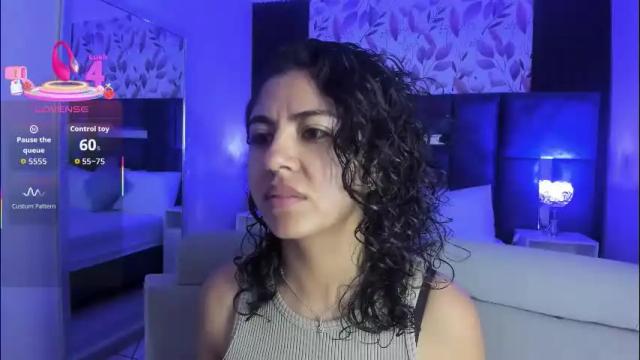 Image 4 of amarettho Stream on Chaturbate on 24 days ago