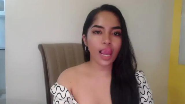 Image 11 of amariahholly Stream on Chaturbate on 20 months ago