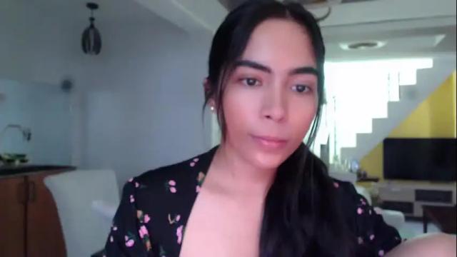 Image 4 of amariahholly Stream on Chaturbate on 2 months ago