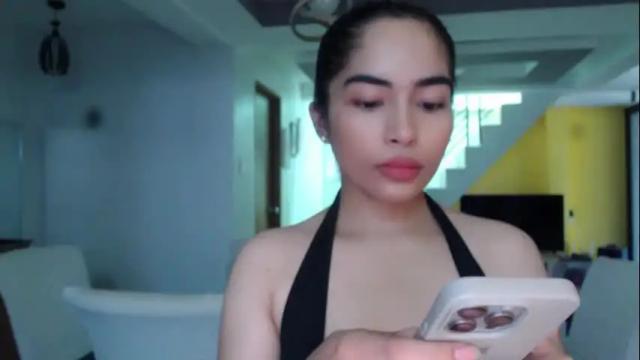 Image 3 of amariahholly Stream on Chaturbate on 2 months ago