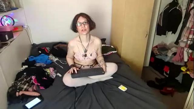Image 2 of amateurchick Stream on Chaturbate on 1 month ago
