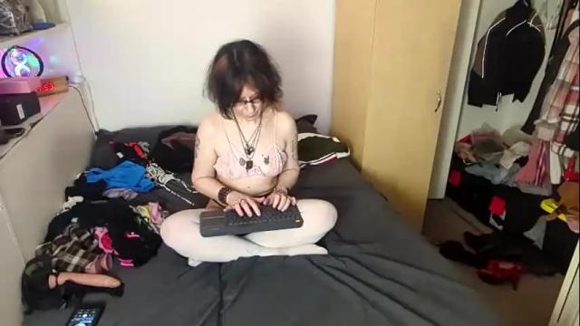 Image 3 of amateurchick Stream on Chaturbate on 1 month ago