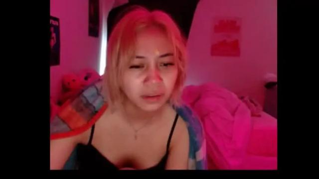 Thumbnail 1, amateuroras's Stream at Chaturbate, 16 months ago