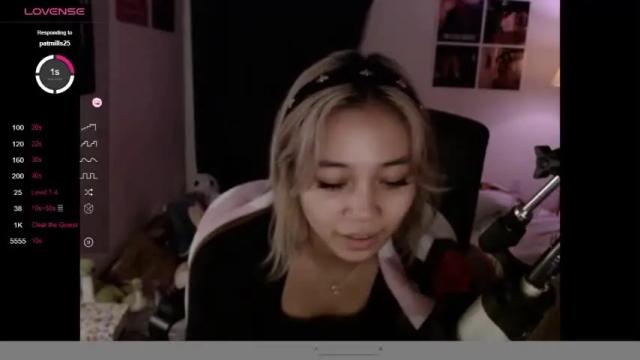 Thumbnail 3, amateuroras's Stream at Chaturbate, 14 months ago