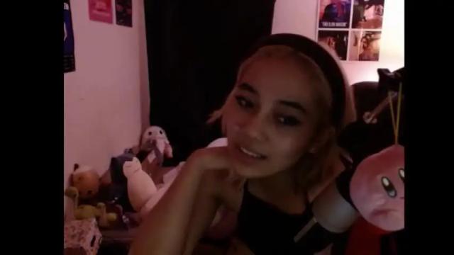 Image 8 of amateuroras Stream on Chaturbate on 13 months ago