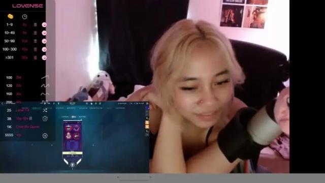 Image 2 of amateuroras Stream on Chaturbate on 13 months ago