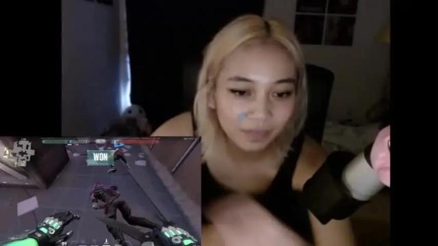 Image 11 of amateuroras Stream on Chaturbate on 13 months ago