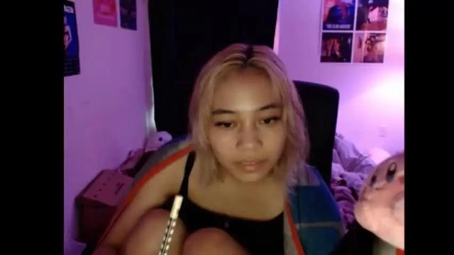 Thumbnail 2, amateuroras's Stream at Chaturbate, 13 months ago