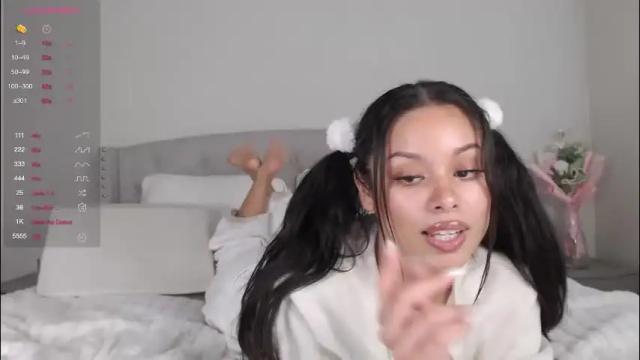 Image 4 of amaya_floress Stream on Chaturbate on 2 months ago