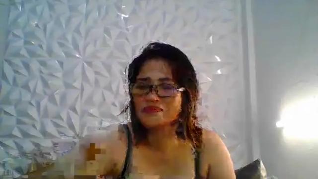 Image 2 of amazing_angel22 Stream on Chaturbate on 17 months ago
